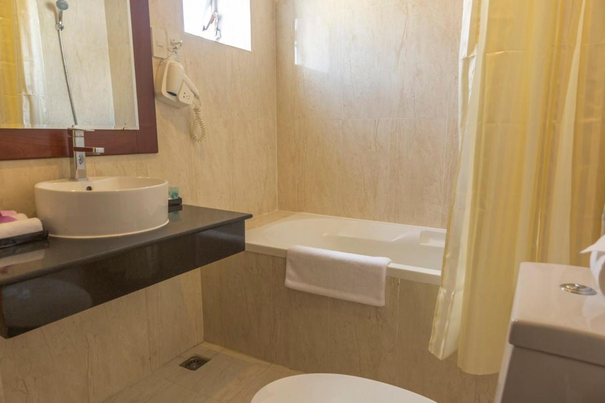 Park View Saigon Hotel Bandar Ho Chi Minh Luaran gambar